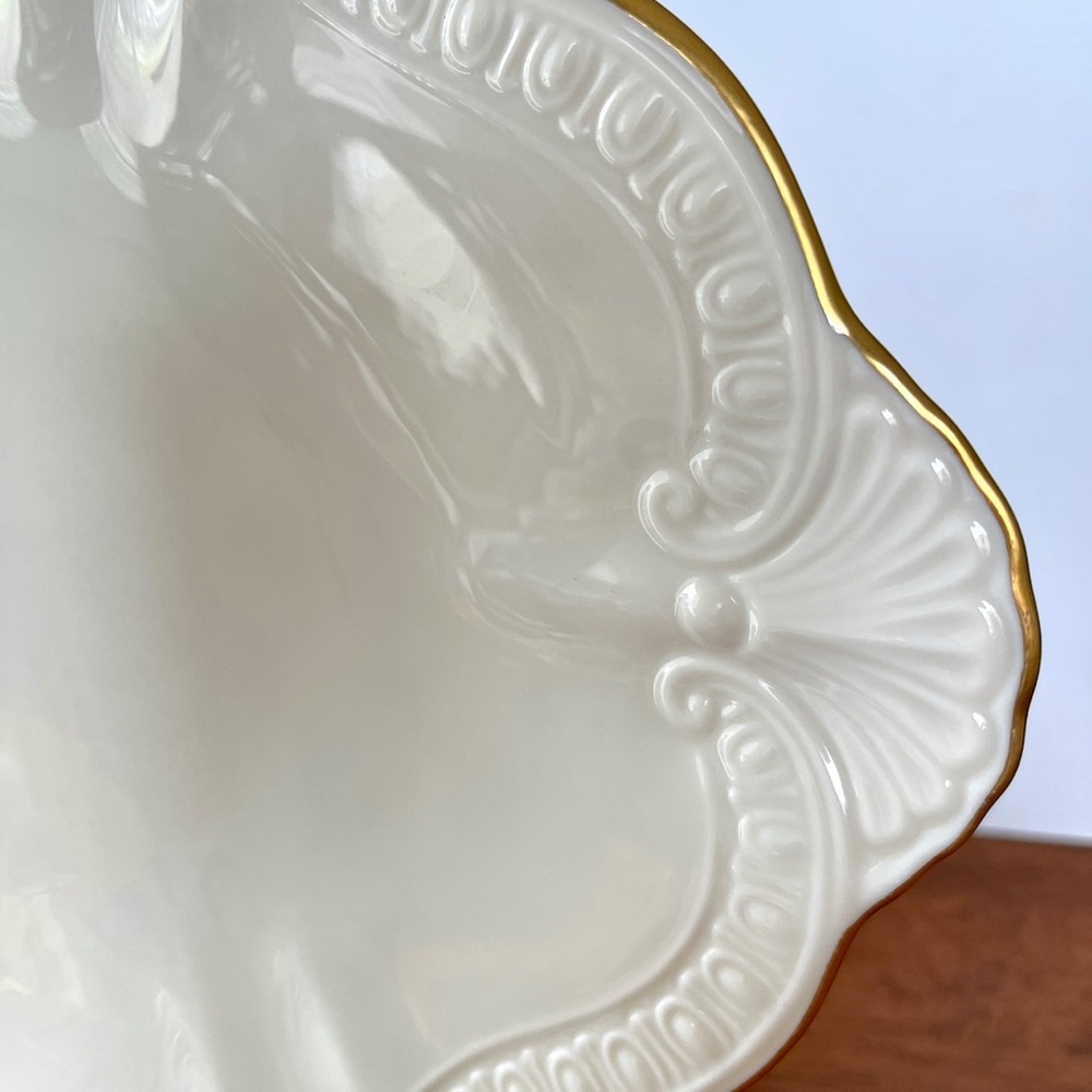 Lenox Chadwick Oval Platter with Gold Rim - Home Dining NWOT